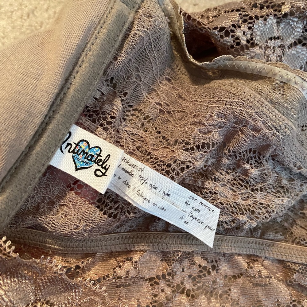 Free People Taupe Lace Bandeau Bralette! - Picture 6 of 6